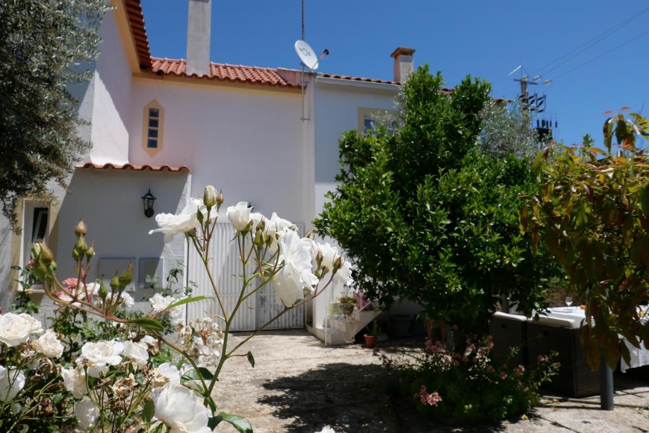 Moradia Albertina Sardoal Εξωτερικό φωτογραφία
